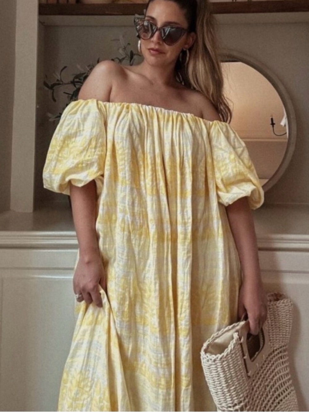 Future collective off shoulder dress - M